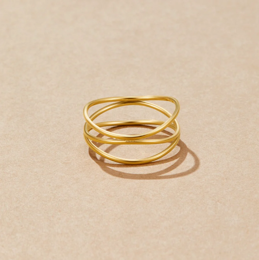 VogueLine™ | Anello Minimal Intrecciato – Eleganza senza tempo